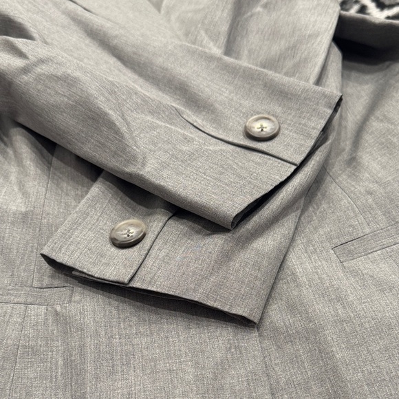 Banana Republic Women's Gray Suit Jacket - Picture 5 of 6